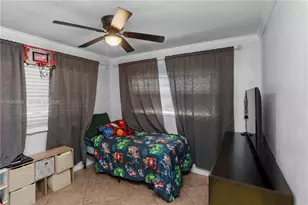 1221 NE 26th Ave, Pompano Beach, FL 33062 - Photo 11