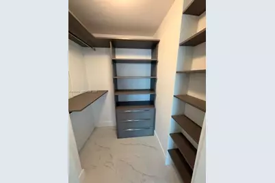 650 NE 32nd St #4406, Miami, FL 33137 - Photo 17