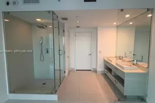 650 NE 32nd St, Miami, FL 33137 - Photo 15