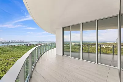 2411 Laguna Cir #2301, North Miami, FL 33181 - Photo 23