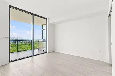 2411 Laguna Cir #2301, North Miami, FL 33181 - Photo 19