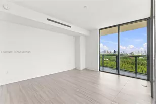 2411 Laguna Cir, North Miami, FL 33181 - Photo 11