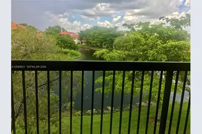 9897 Nob Hill Ln #9897, Sunrise, FL 33351 - Photo 3