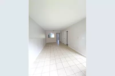 3398 NE 9th Dr #102, Homestead, FL 33033 - Photo 3