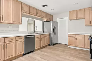 17631 SW 77th Ave, Palmetto Bay, FL 33157 - Photo 7