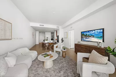 1400 Biscayne Blvd #609, Miami, FL 33132 - Photo 7