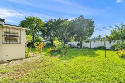 20060 NW 14th Ct, Miami Gardens, FL 33169 - Photo 27