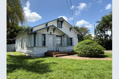 112 SE 3rd St, Hallandale Beach, FL 33009 - Photo 1