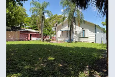 112 SE 3rd St, Hallandale Beach, FL 33009 - Photo 11