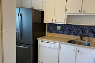103 Gardens Dr, Pompano Beach, FL 33069 - Photo 7
