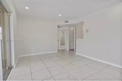 8631 NW 4th Ter #1001, Miami, FL 33126 - Photo 33