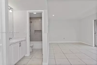 8631 NW 4th Ter #1001, Miami, FL 33126 - Photo 29