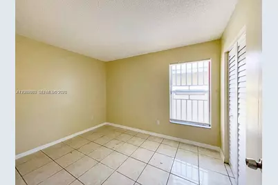 873 SW 10th St, Florida City, FL 33034 - Photo 11