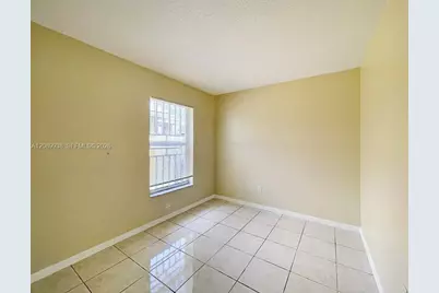873 SW 10th St, Florida City, FL 33034 - Photo 7
