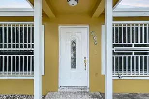 873 SW 10th St, Florida City, FL 33034 - Photo 1