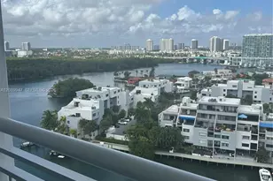 400 Kings Point Dr, Sunny Isles Beach, FL 33160 - Photo 3