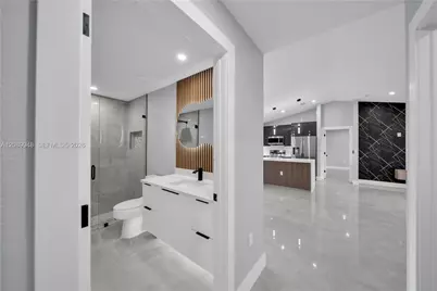 2124 NE 16th Pl, Cape Coral, FL 33909 - Photo 25