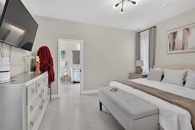 820 Falling Water Rd, Weston, FL 33326 - Photo 21