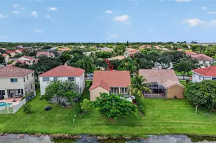 820 Falling Water Rd, Weston, FL 33326 - Photo 53