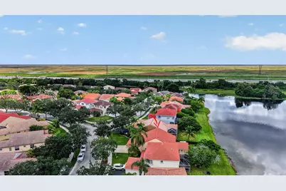 820 Falling Water Rd, Weston, FL 33326 - Photo 55