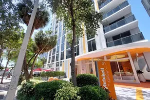 31 SE 6th St, Miami, FL 33131 - Photo 3