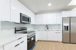 2324 NW 14th Ave, Miami, FL 33142 - Photo 9