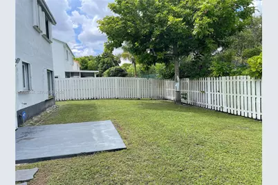 8851 SW 9th Ct, Pembroke Pines, FL 33025 - Photo 29