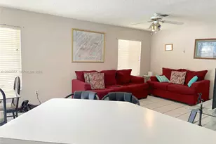 8851 SW 9th Ct, Pembroke Pines, FL 33025 - Photo 11