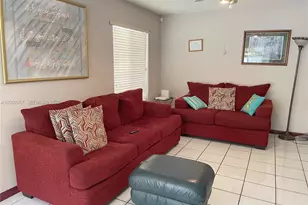 8851 SW 9th Ct, Pembroke Pines, FL 33025 - Photo 5