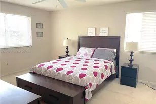 8851 SW 9th Ct, Pembroke Pines, FL 33025 - Photo 13