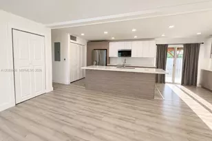 7907 NW 73rd Terrace, Tamarac, FL 33321 - Photo 5