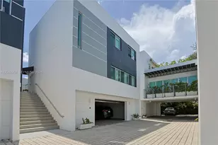 7520 SW 59th Pl, South Miami, FL 33143 - Photo 1