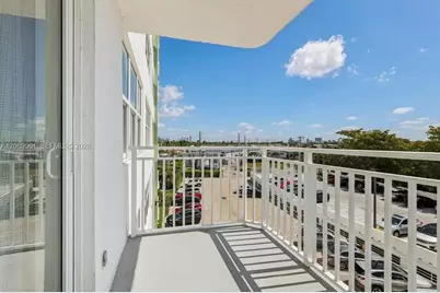 2150 Sans Souci Blvd #C402, North Miami, FL 33181 - Photo 29