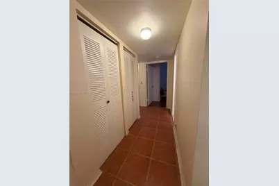 8020 Hampton Blvd #401, North Lauderdale, FL 33068 - Photo 9