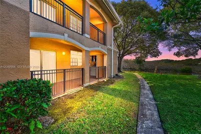 230 SW 117th Ter #11108, Pembroke Pines, FL 33025 - Photo 15