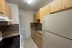 888 NE 132nd St, North Miami, FL 33161 - Photo 5