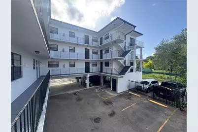 888 NE 132nd St #205, North Miami, FL 33161 - Photo 9