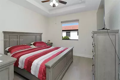 10628 W 33rd Way, Hialeah, FL 33018 - Photo 15