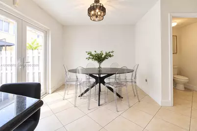 7464 NW 180th St, Hialeah, FL 33015 - Photo 11