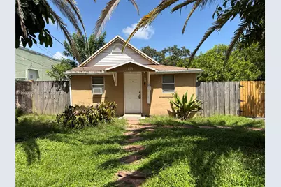 113 SE 4th St, Hallandale Beach, FL 33009 - Photo 3
