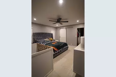 8501 NW 53rd St, Lauderhill, FL 33351 - Photo 9