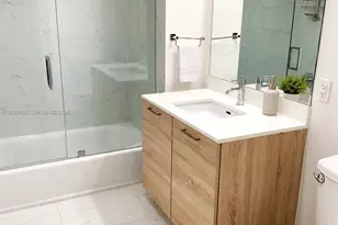 16385 Biscayne Blvd, North Miami Beach, FL 33160 - Photo 11