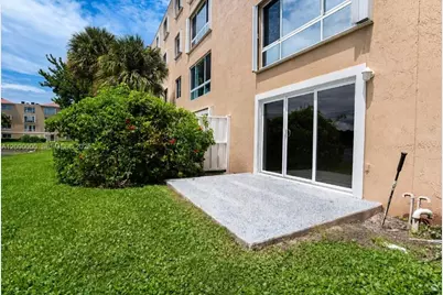 5810 Crystal Shores Dr #102, Boynton Beach, FL 33437 - Photo 7