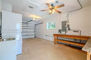 10241 SW 99th Ave, Miami, FL 33176 - Photo 39