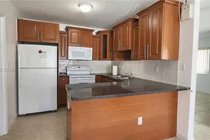 12040 SW 216th St, Miami, FL 33170 - Photo 9