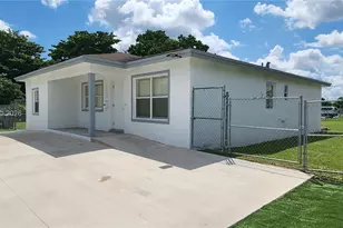 12040 SW 216th St, Miami, FL 33170 - Photo 3