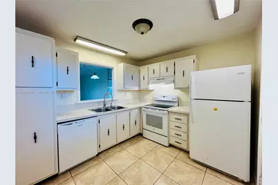 403 NW 68th Ave #419, Plantation, FL 33317 - Photo 9