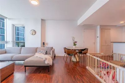 300 S Biscayne Blvd #T-3504, Miami, FL 33131 - Photo 7