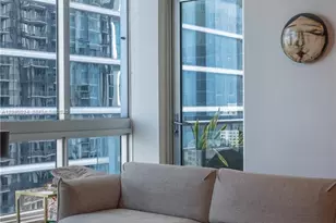 300 S Biscayne Blvd, Miami, FL 33131 - Photo 9