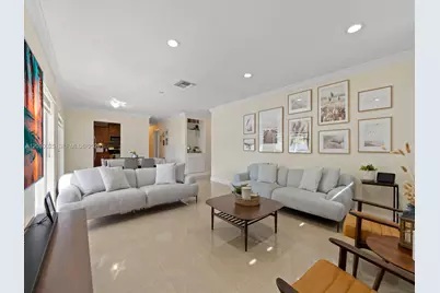 8530 NW 179th St, Hialeah, FL 33015 - Photo 11